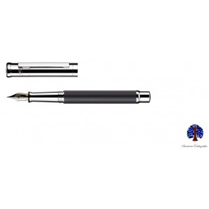 Otto Hutt Design 4 Black Caró Fountain Pen