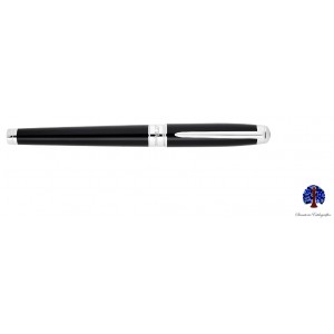 S.T. Dupont Linea D Medium Black Lacquer Palladium Fountain Pen