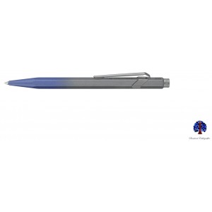 Caran D'Ache Claim Your Style Azul Tormenta Bolígrafo